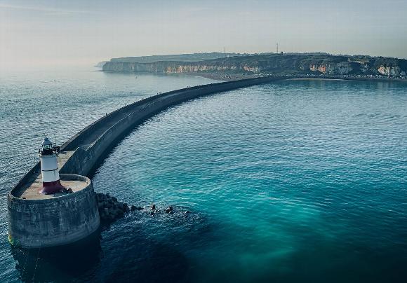 harbour wall at Newhaven